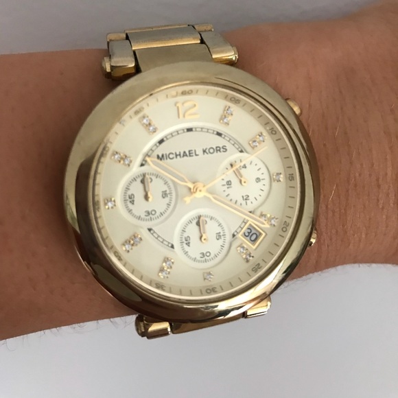 Michael Kors Gold watch - Picture 1 of 4